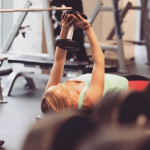 Lifting weights in a SWeat19 class